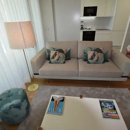 Apartamento Benfica T2 Lux Garden Com Piscina,