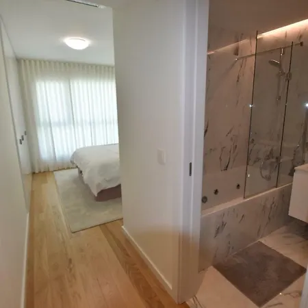 Apartamento Benfica T2 Lux Garden Com Piscina,