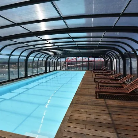Benfica T2 Lux Garden Com Piscina, Lisboa